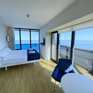 Orbi Dreamy Sea Views Daire